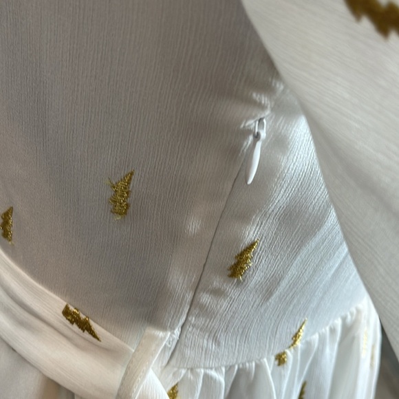 Lea & Viola Babydoll Ivory with gold dress Size Small - Picture 3 of 9
